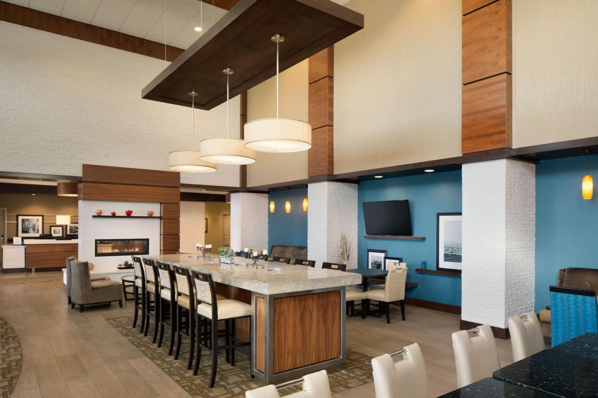 Hampton Inn&Suites Aberdeen/APG South Edgewood Exterior foto